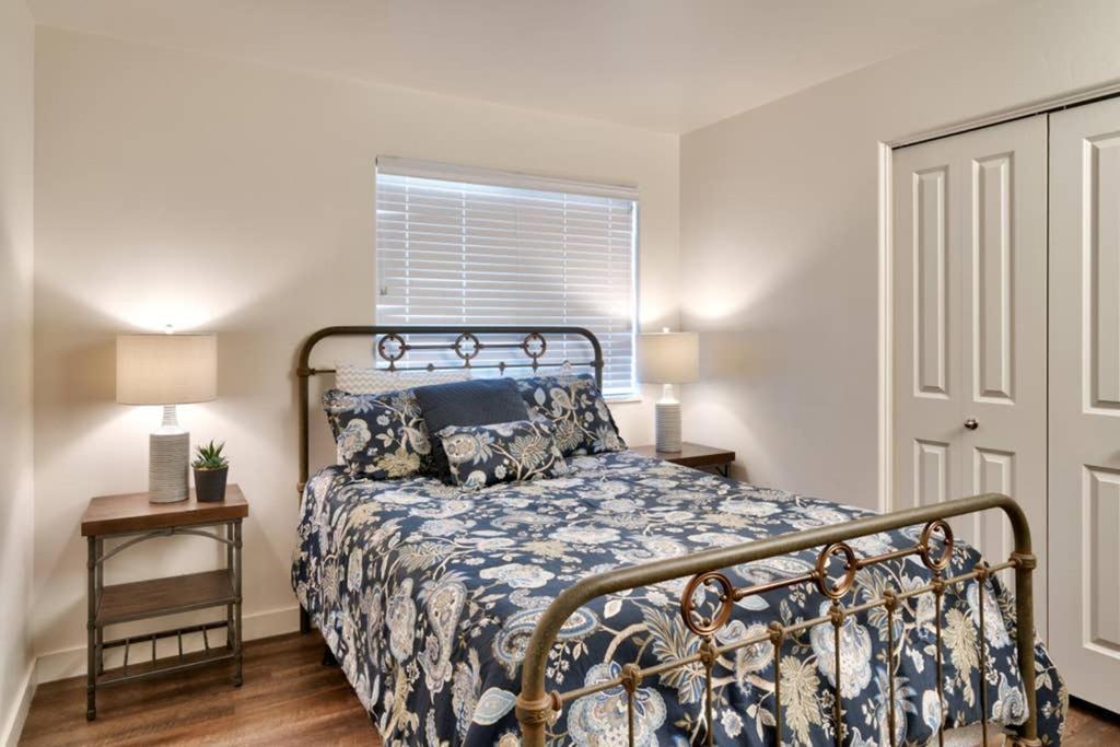 5D New Redcliff Condo, Pool & Hot Tub モアブ エクステリア 写真